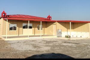 29-sandwich-panel-red-dome